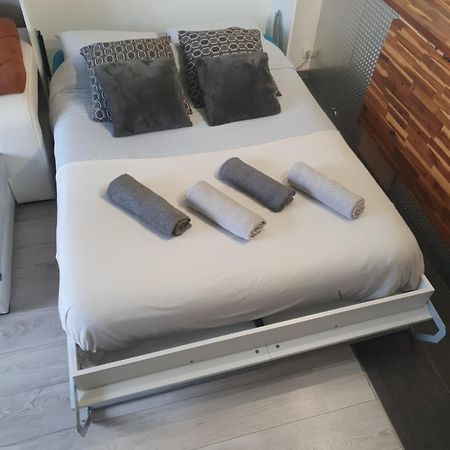 Apartamento studio meublé avec balcon Arcueil Exterior foto